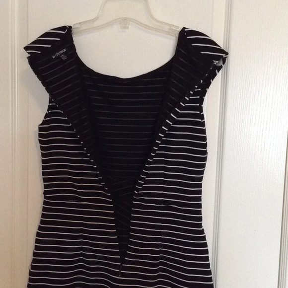 Le Chateau Women's Midi Dress Size S/M Fitted Lined Black White Striped - Picture 4 of 6